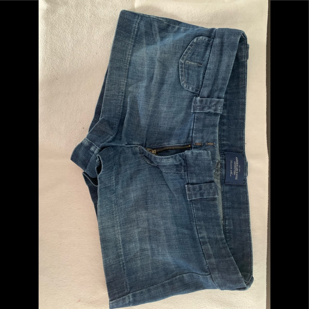 AE denim shorts. Women’s.
